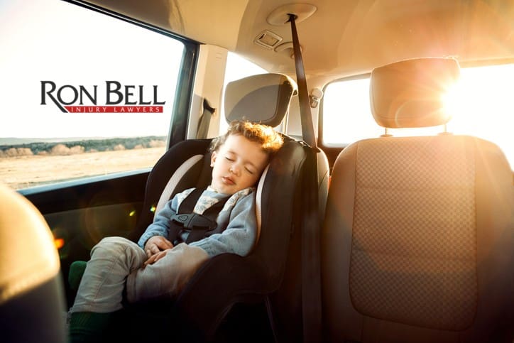 child-sleeping-in-car Child sleeping inside the car