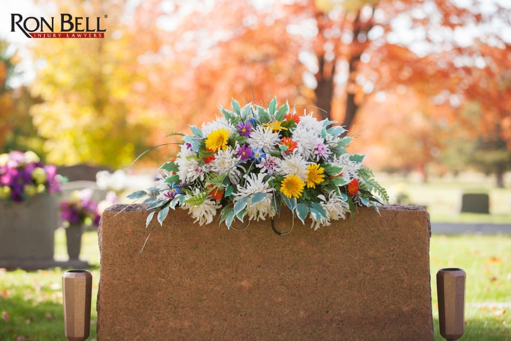 colorful-tombstone-boquet-picture-id155001588